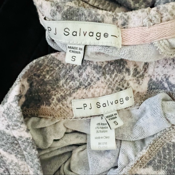 Snake Print Lounge Set - Picture 11 of 11